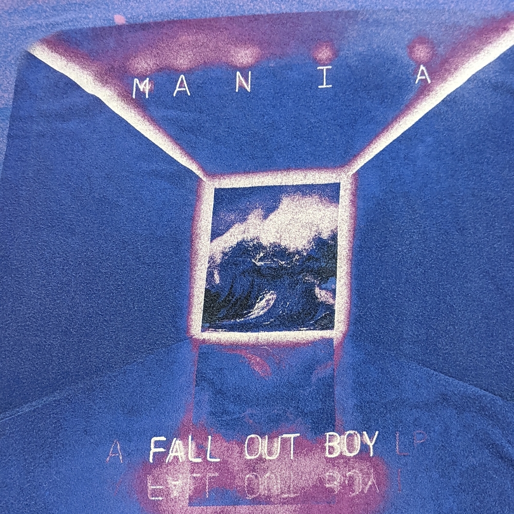 Fall Out Boy Vintage 2017-18 MANIA Concert Merch Blue Tee Shirt  Medium